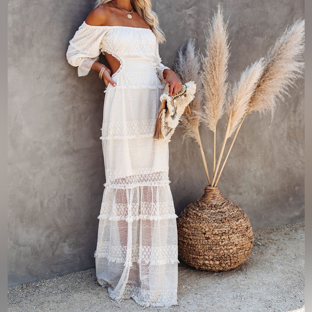 NWT VICI Cream Lace Maxi Dress with Cutout - Picture 2 of 6